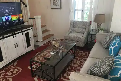 Image de Beach House sur le lac Michigan, récemment réhabilité, tous les nouveaux meubles! !