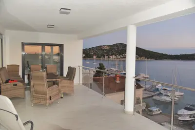 Image de Villa Pina Tisno Top**** Penthouse de luxe Panorama\navec vue fantastique la meer