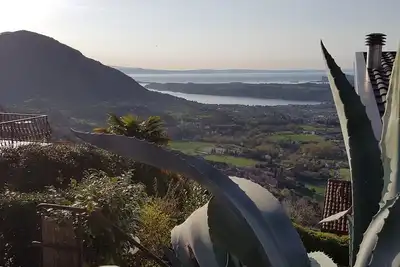 Image de Chalet bleu - vue imprenable sur le lac