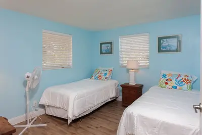 Image de Confortable, propre, paisible. À quelques minutes de la plage de Fort Myers et de l'île de Sanibel!