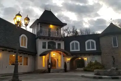 Image de Séjournez dans un château dans la campagne paisible de la \"Petite Norvège\"