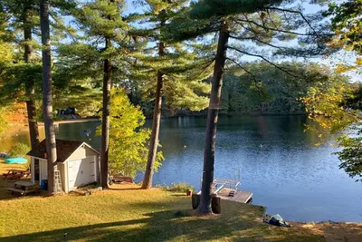 Image de 100 pieds de bord du lac, Little Sebago Lake, Maine
