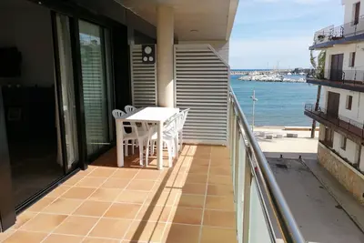 Sur le front de mer