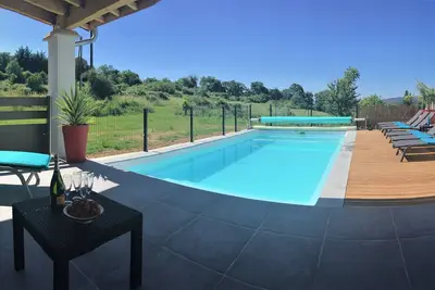Image de Magnifique villa tout confort, piscine chauffée et jacuzzi privés