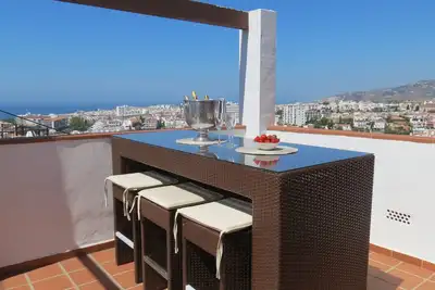 Image de Grand penthouse à Nerja avec une vue fantastique sur la mer près de la plage de burriana
