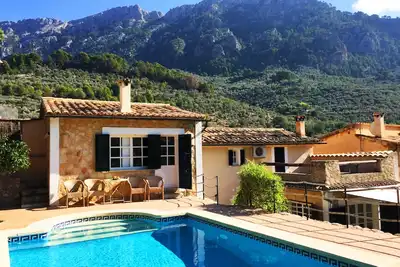 Image de Maison romantique avec piscine privée, air conditionné, barbecue, WiFi