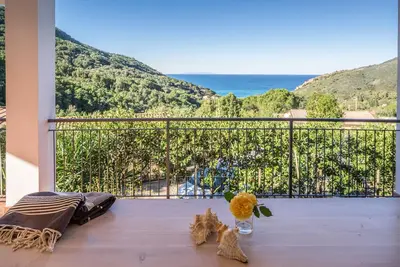 Image de Appartement avec terrasse vue de rĂŞve!