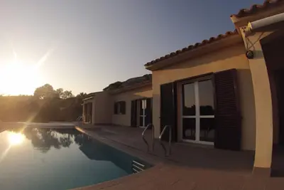 Image de Appartement dans Villa avec piscine et jardin de 2000m2