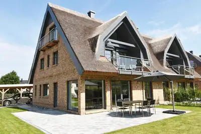 Image de Maison de vacances Lobbe pour 1 - 8 personnes avec 4 chambres à coucher - Maison de vacances