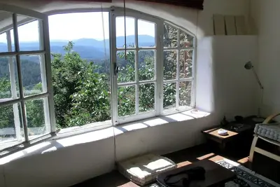 Image de gite pleine nature dans un mas cévenol jouissant d une très belle vue