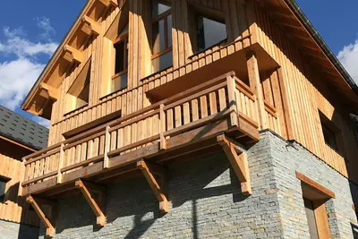 Image de Superbe chalet Oz\/Vaujany de 170m2 domaine ski de l'Alpe d'Huez 10 pers maxi