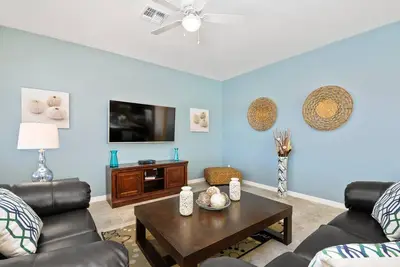 Image de Superbe Orlando Luxury Villa! 6bd / 6ba w / Piscine privée & Spa