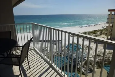 Image de Penthouse Condo - 8-15 septembre Disponible!