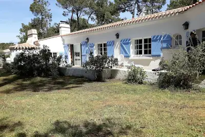 Image de Raffinée, authentique villa  noirmoutrine  à 150m de la plage de l ' Epine