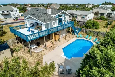 Image de Béguin pour la plage | 525 pieds de la plage | Chiens bienvenus, piscine privée