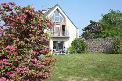 Image de Villa, bord de mer, dans la baie du Mont Saint Michel    pour 6 personnes