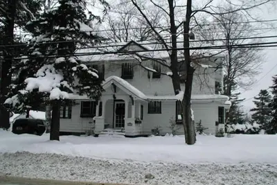 Image de Lake Placid Hillcrest Haven (pour 14 personnes) - 1 bloc de Main Street
