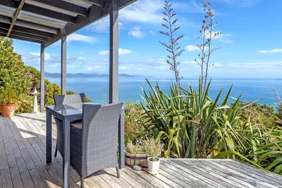 Image de Escapade en mer \"Juste Pour Deux\" privé avec vue sur la mer à couper le souffle