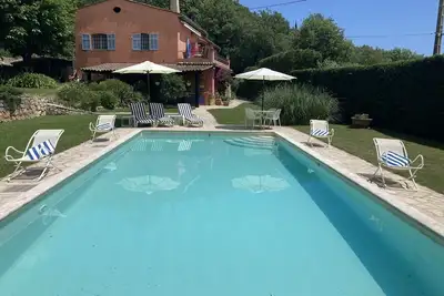 Image de Paradis en Provence - Une retraite tranquille (3br) avec piscine, terrasse, barbecue, jardin