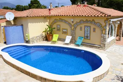 Image de Grande villa dans le centre de Miami Platja, proximité des criques