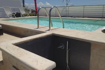 Image de Penthouse De Luxe Avec Piscine PRIVÉE
