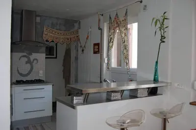 Image de Bel appartement meublé  à Strasbourg\/Neudorf 3***