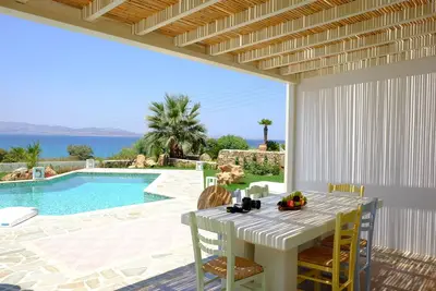 Image de Villa 3 chambres avec vue sur la mer à Naxos