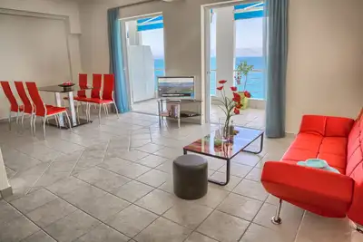 Image de Deux Chambres Deux Salles De Bains Appartement Vue Sur La Mer Entièrement Équipé