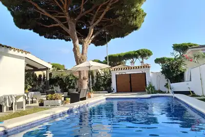 Pinos, Plage, Calme Et Piscine PRIVÉE