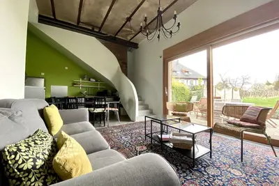 Image de Maison contemporaine au coeur du vignoble, grande terrasse, jardin privé non fermé