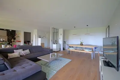 Image de Appartement 3 chambres de 120 m² avec vue mer et piscine dans la résidence