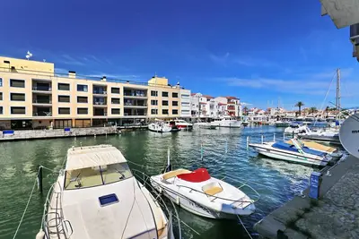 Image de Bel Appartement Proche De La Plage -2 -4 Pers Wifi Gratuite, Parking, Clim