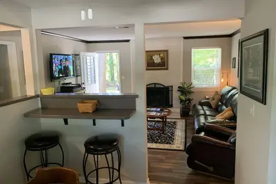 Image de Master’s Week 3Bd / 2Ba à seulement 2 miles du parking gratuit du Master’s