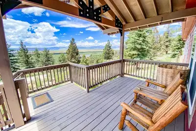 Image de Red Mountain Ranch a une vue imprenable sur la division continentale avec un nouveau bain à remous