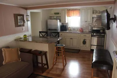Image de Lbi * Un pâté de maisons de la plage * Réservation maintenant pour 2020! !