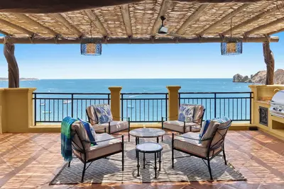 Image de Magnifique penthouse 4br avec vue imprenable sur l'océan, distance de marche de la plage de medano!