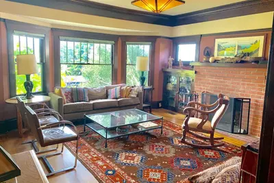 Image de Belle Rockridge Craftsman Accueil Avec Jardin Silencieux