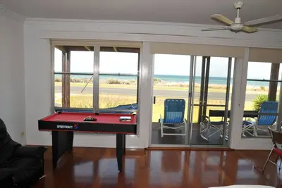 Image de Vue sur la mer Maison Front House Esplanade Portarlington tĂŞte en retrait