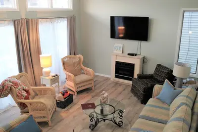 Image de Courte promenade à la plage - Northend 2Bd / 2Bth