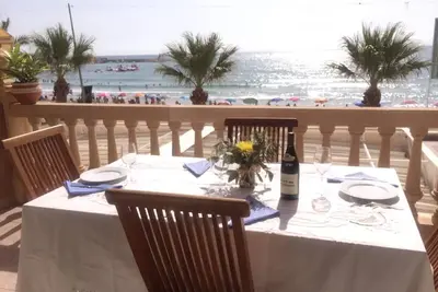 Image de Bel appartement face à la mer avec immense terrasse