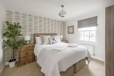 Image de Nouveau: Fantastique maison de 3 chambres avec parking