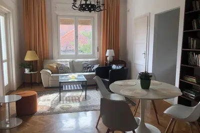 Image de Bel appartement du côté de Buda très proche du centre ville