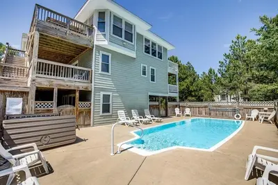Jones Beach House | 1200 pieds de la plage | Piscine privée, bain à remous