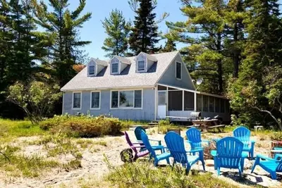 Image de Retraite de l'île Bois Blanc. le lieu de mémoire et de régénération, venez voir l'île