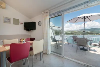 Image de Belle terrasse, à seulement 100m de la plage