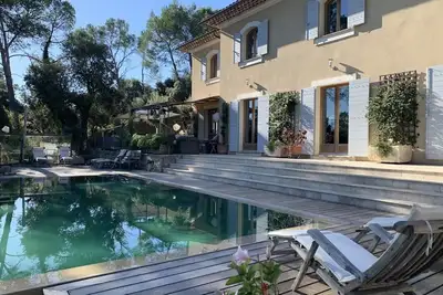 Image de Bastide du Moutas. . .