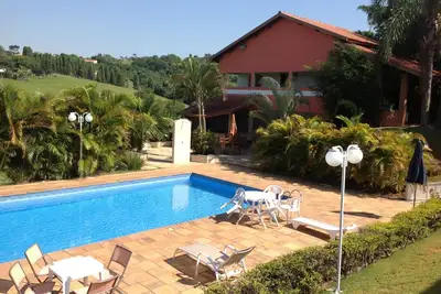Image de Domaine de 5 chambres (3 sites) de football - Site merveille - Loisirs - Vert - Lac