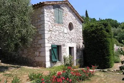 Image de Cabanon provencal avec piscine privée pour couple