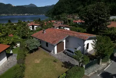 Image de Onirique villa de vacances Casalotti avec terrasse et jardin clôturé