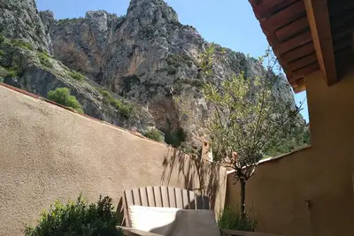 Image de Charmante maison de village classée 4 * avec grande terrasse et vue panoramique